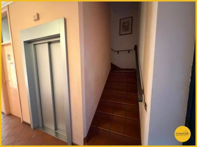 Locale commerciale in affitto a Molinella