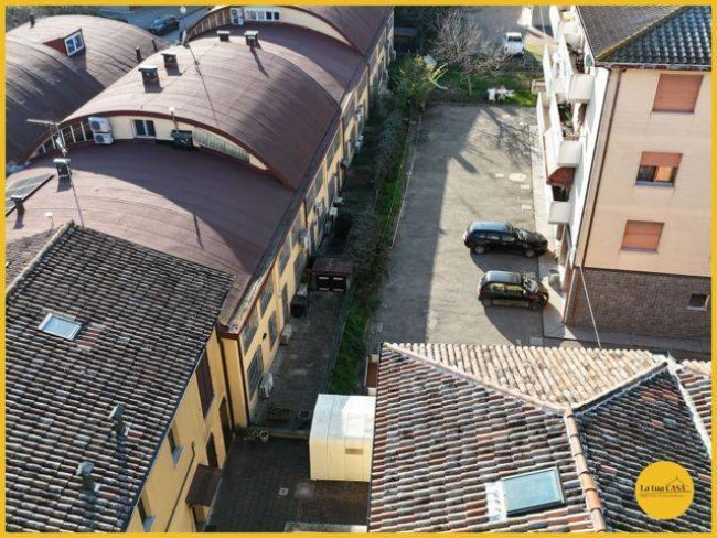 commerciale in affitto a Molinella