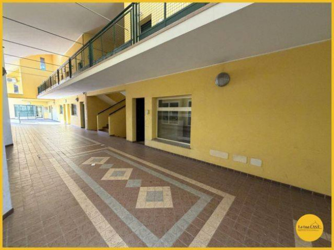 commerciale in affitto a Molinella