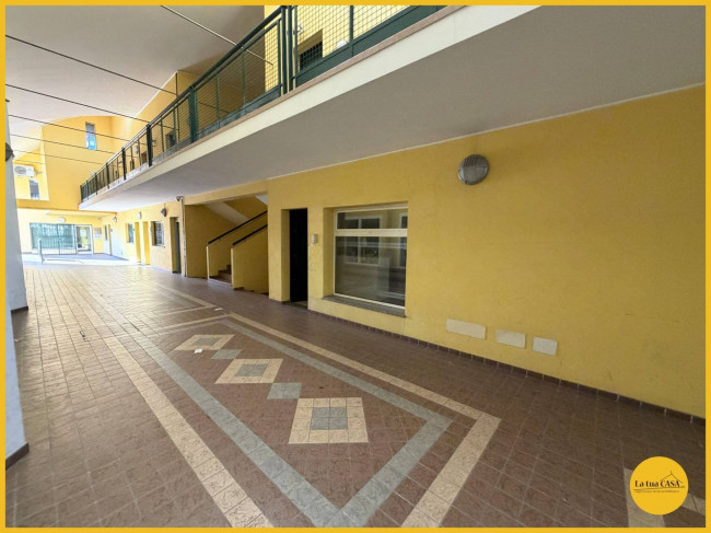 commerciale in affitto a Molinella