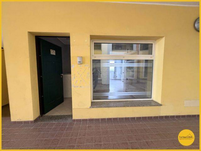 commerciale in affitto a Molinella