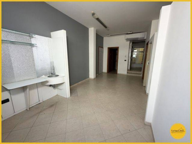 commerciale in affitto a Molinella