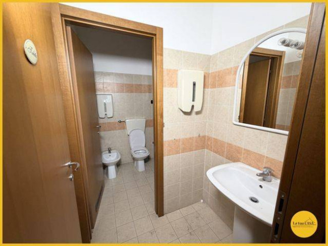 commerciale in affitto a Molinella