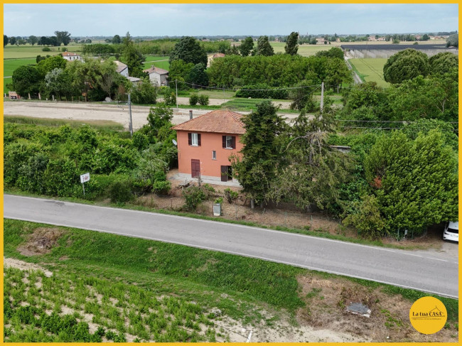 Casa indipendente in vendita a Budrio