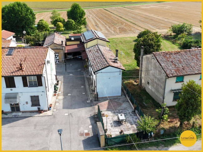 Villette a schiera in vendita a Argenta