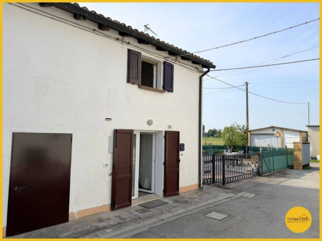 Villette a schiera in vendita a Argenta