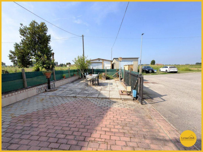 Villette a schiera in vendita a Argenta
