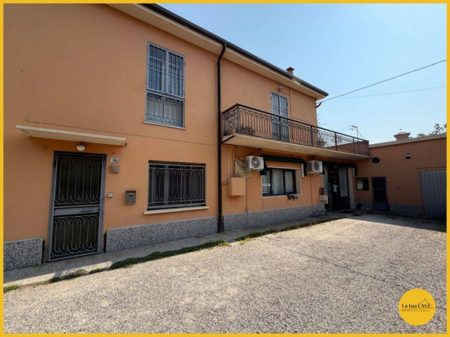 Villette a schiera in vendita a Molinella