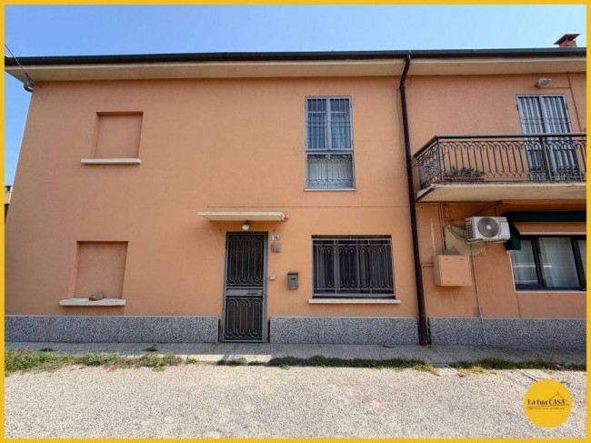 Villette a schiera in vendita a Molinella