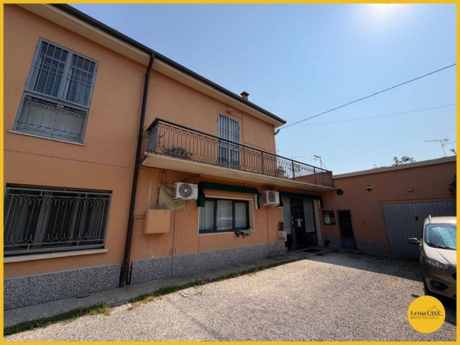 Villette a schiera in vendita a Molinella