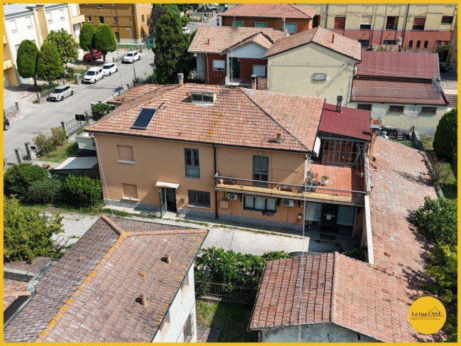 Locale Commerciale in vendita a Molinella