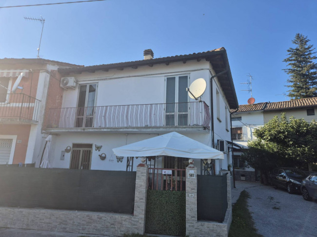Villette a schiera in vendita a Molinella
