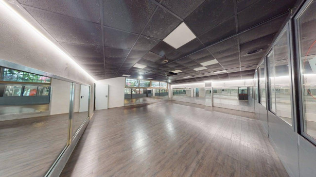 Locale commerciale in affitto/vendita a Roma