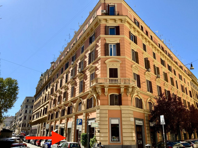 Locale commerciale in vendita a Roma