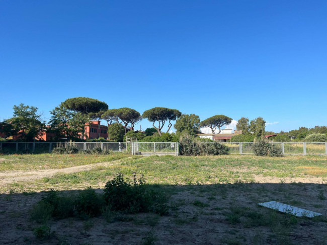Terreno edificabile in vendita a Fiumicino