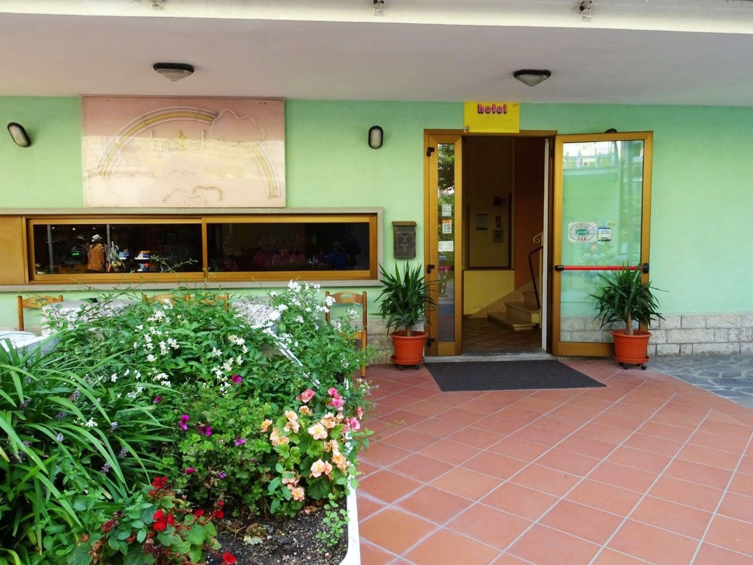 Fondo commerciale in vendita a Cervia (RA)