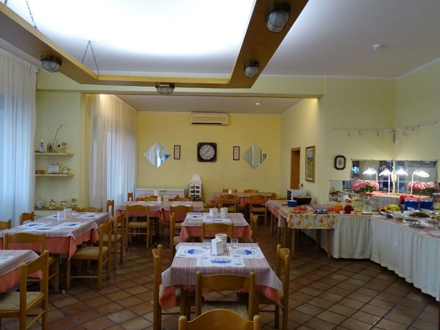 Fondo commerciale in vendita a Cervia (RA)