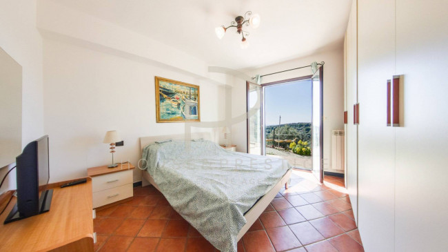 Villa in vendita a Imperia
