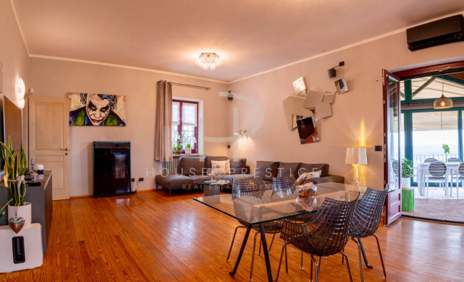 Villa in vendita a Cherasco