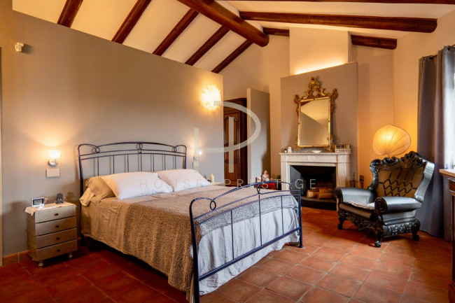 Villa in vendita a Cherasco