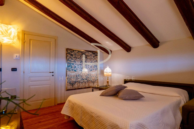 Villa in vendita a Cherasco