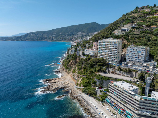 Appartamento in vendita a Sanremo