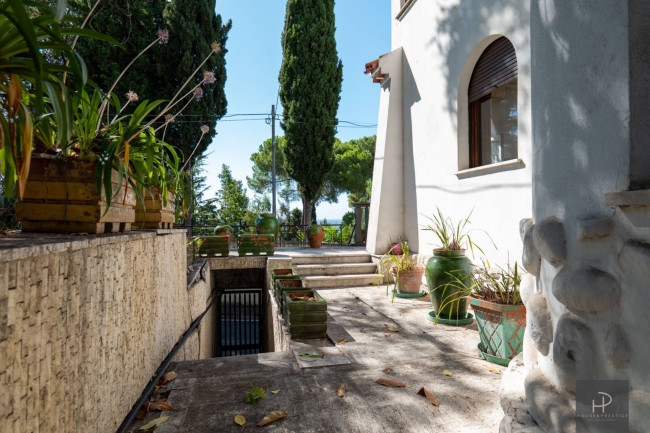 Villa in vendita a Sanremo