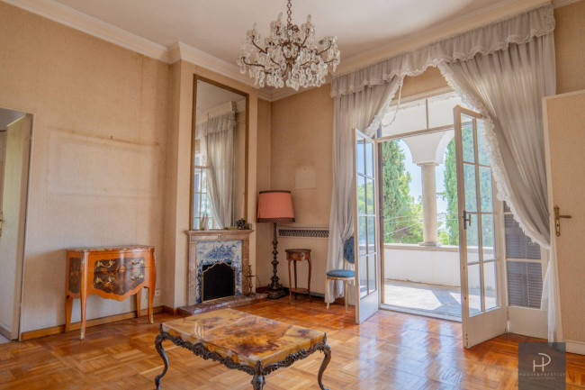Villa in vendita a Sanremo