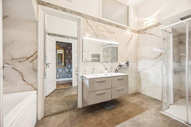 Appartamento in vendita a Nice