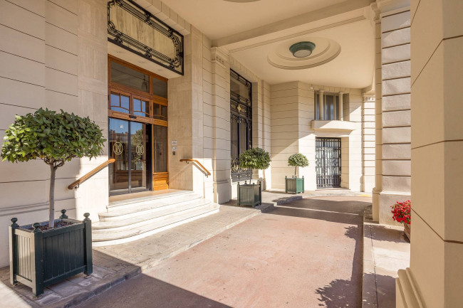 Appartamento in vendita a Nice