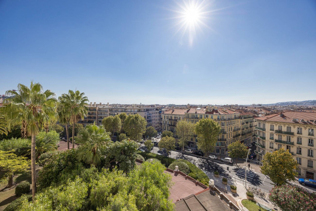 Appartamento in vendita a Nice