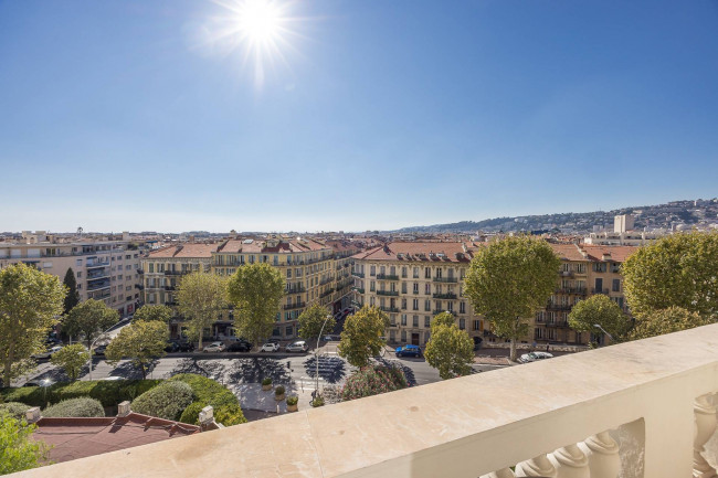 Appartamento in vendita a Nice
