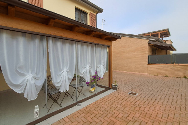 Townhouse for sale in Ferrara