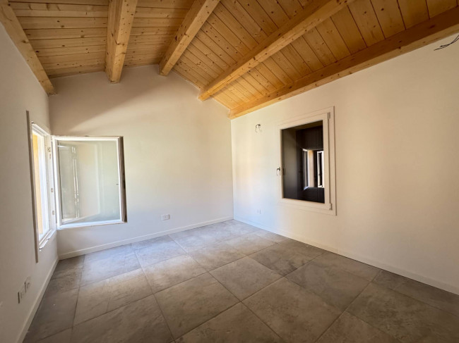 Porzione di casa in vendita a Ferrara