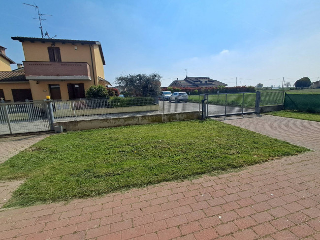 Villette a schiera in vendita a Vigarano Mainarda