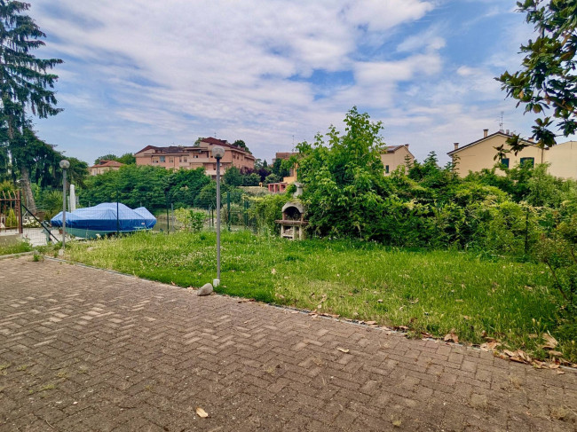  for sale in Ferrara