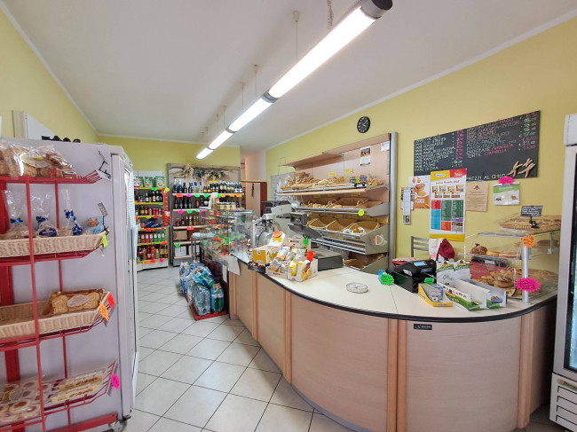 Attività commerciale in vendita a Ferrara