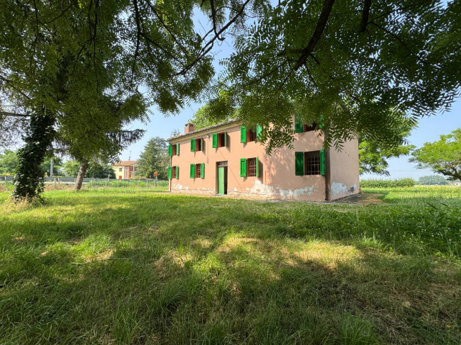 Rustic for sale in Ferrara