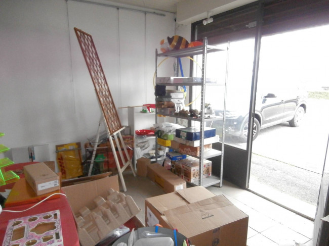 Attività commerciale in vendita a Ferrara