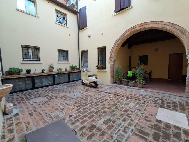 Appartamento in affitto a Ferrara