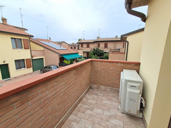Townhouse for sale in Ferrara