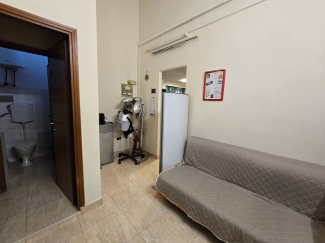 Locale commerciale in vendita a Ferrara