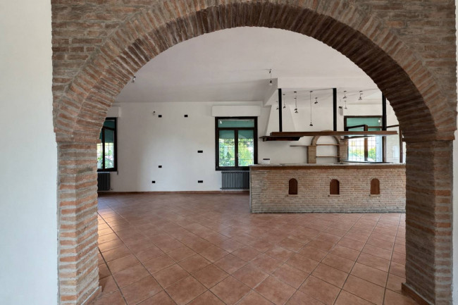 Villa in vendita a Portomaggiore