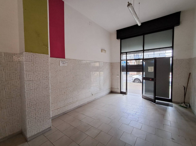 Commercial Property for rent in Ferrara