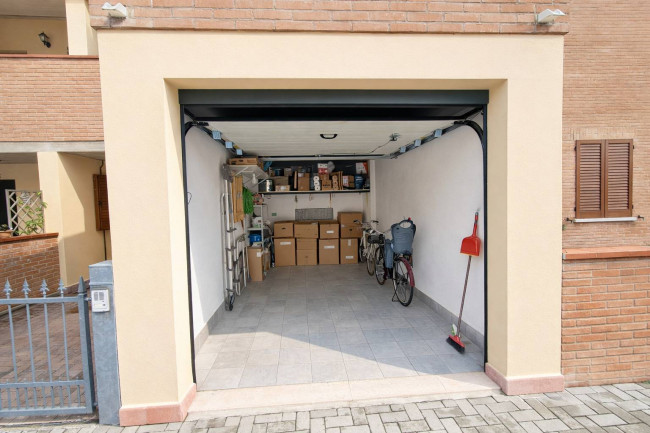 Townhouse for sale in Ferrara