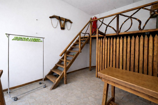 Commercial Property for rent in Ferrara