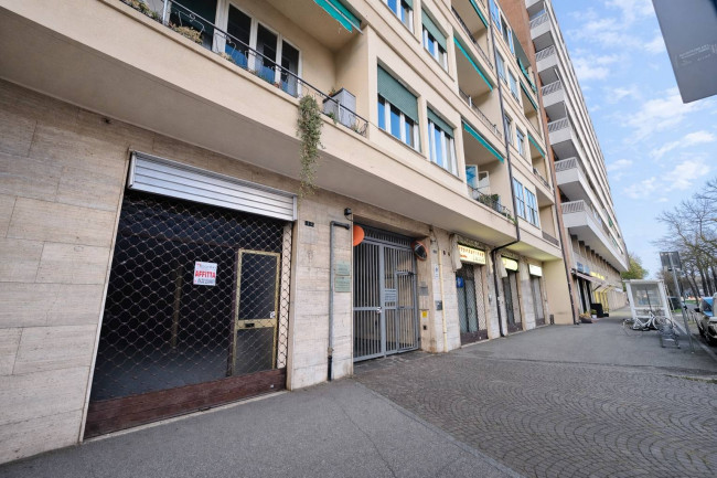 Commercial Property for rent in Ferrara