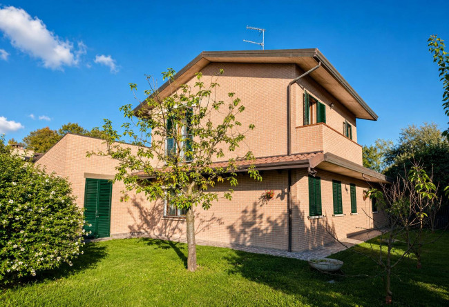Villa in vendita a Ferrara