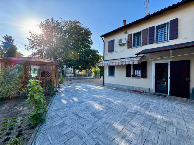 Villetta Bifamiliare in vendita a Ferrara