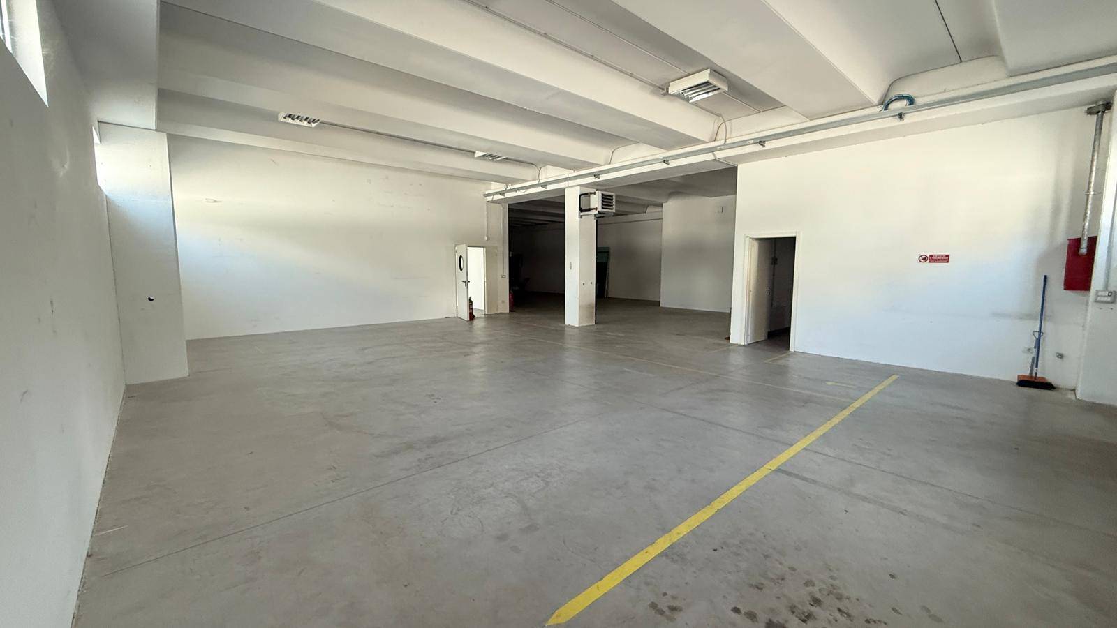Locale commerciale in vendita a Trento